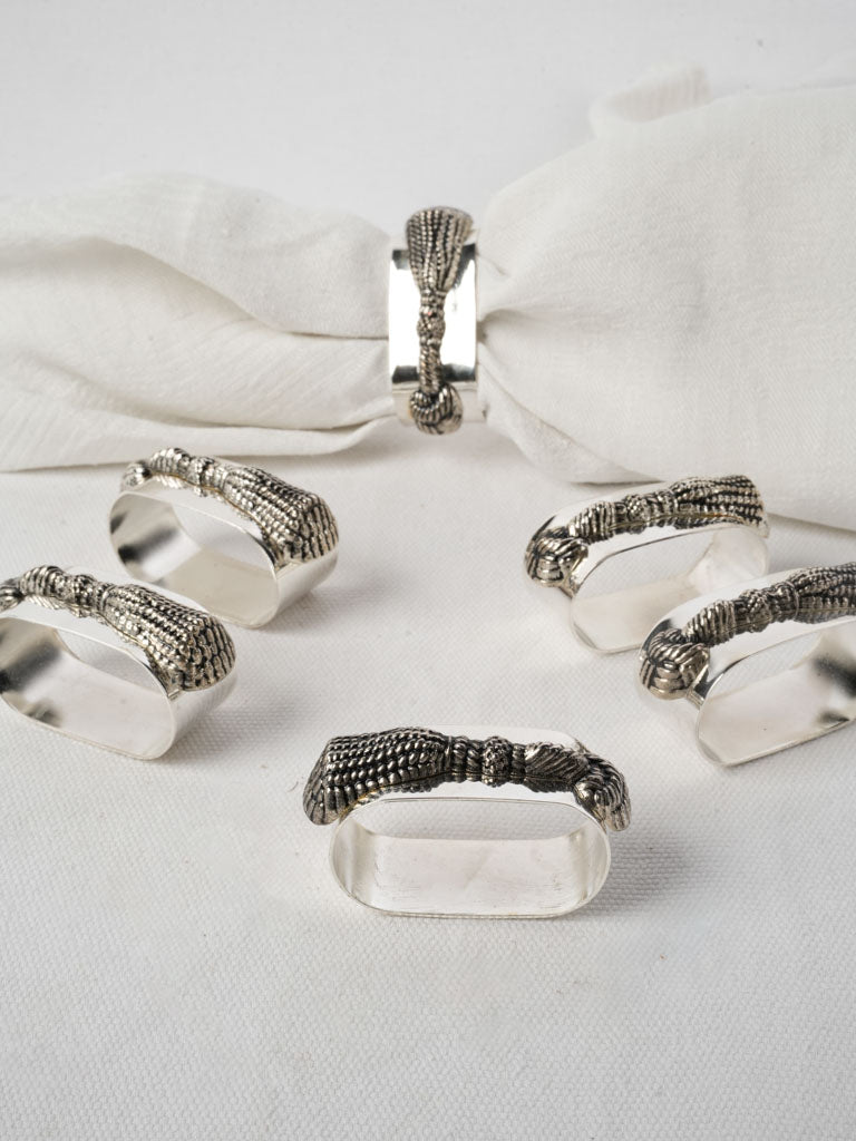 Vintage oval silver plate napkin rings  